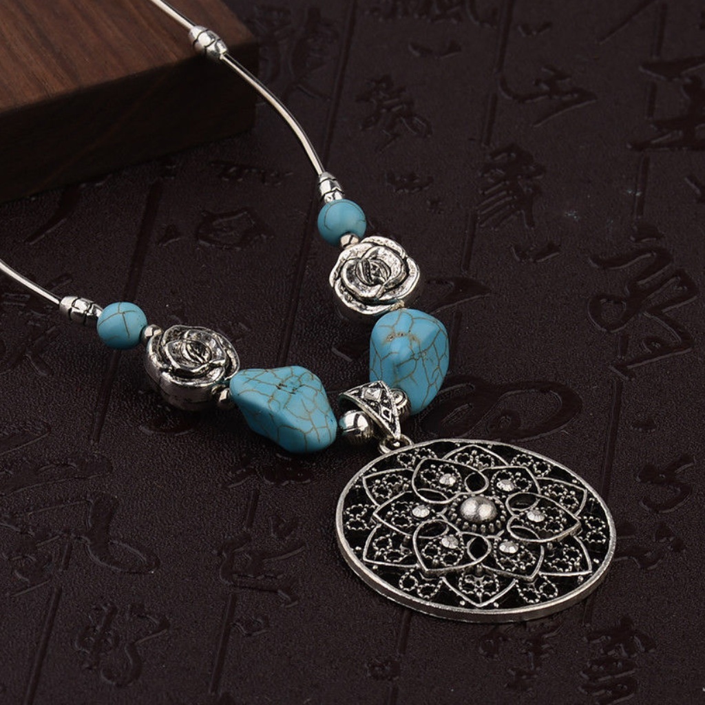 Medallion Boho Ethnic Tibetan Necklace Nwt-